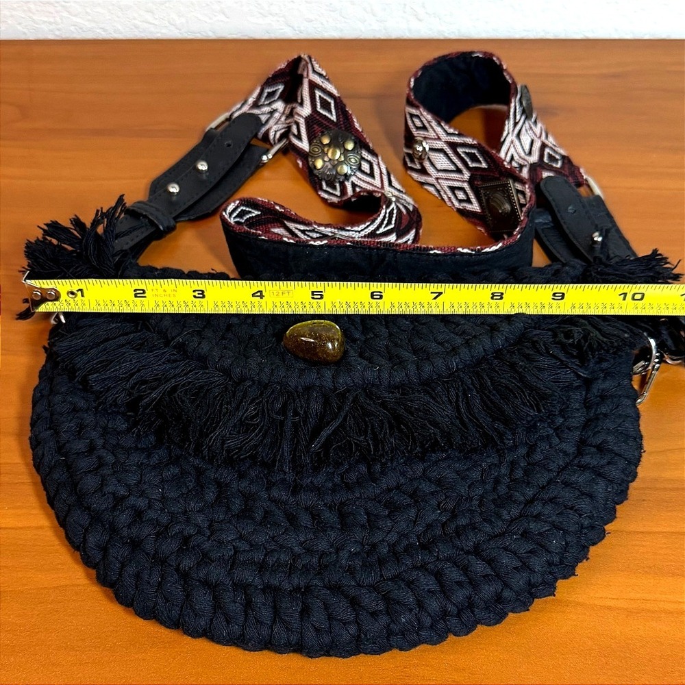 Free People Black Macrame Fringe Crossbody Bag Woven Guitar Strap Stone Detail - Picture 6 of 10